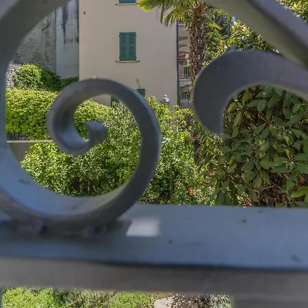 Casa Stella Варенна